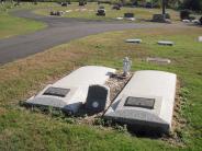 OK, Grove, Olympus Cemetery, Family Plot, Evans, Claude C. "Chet" & Betty J. "Bonnie"