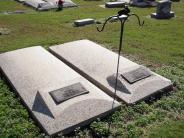 OK, Grove, Olympus Cemetery, Family Plot, Moore, Lottie D. & Vernie H.