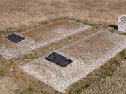 OK, Grove, Olympus Cemetery, Family Plot, Davis, Cora A. & William H.