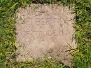 OK, Grove, Olympus Cemetery, Meador, James Elbert & Gertrude H. Footstone