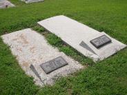 OK, Grove, Olympus Cemetery, Bolt, Martin L. & Zillah B. (Family Plot)