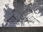 OK, Grove, Olympus Cemetery, Vernon, Leon & Lynda Headstone (Close Up)