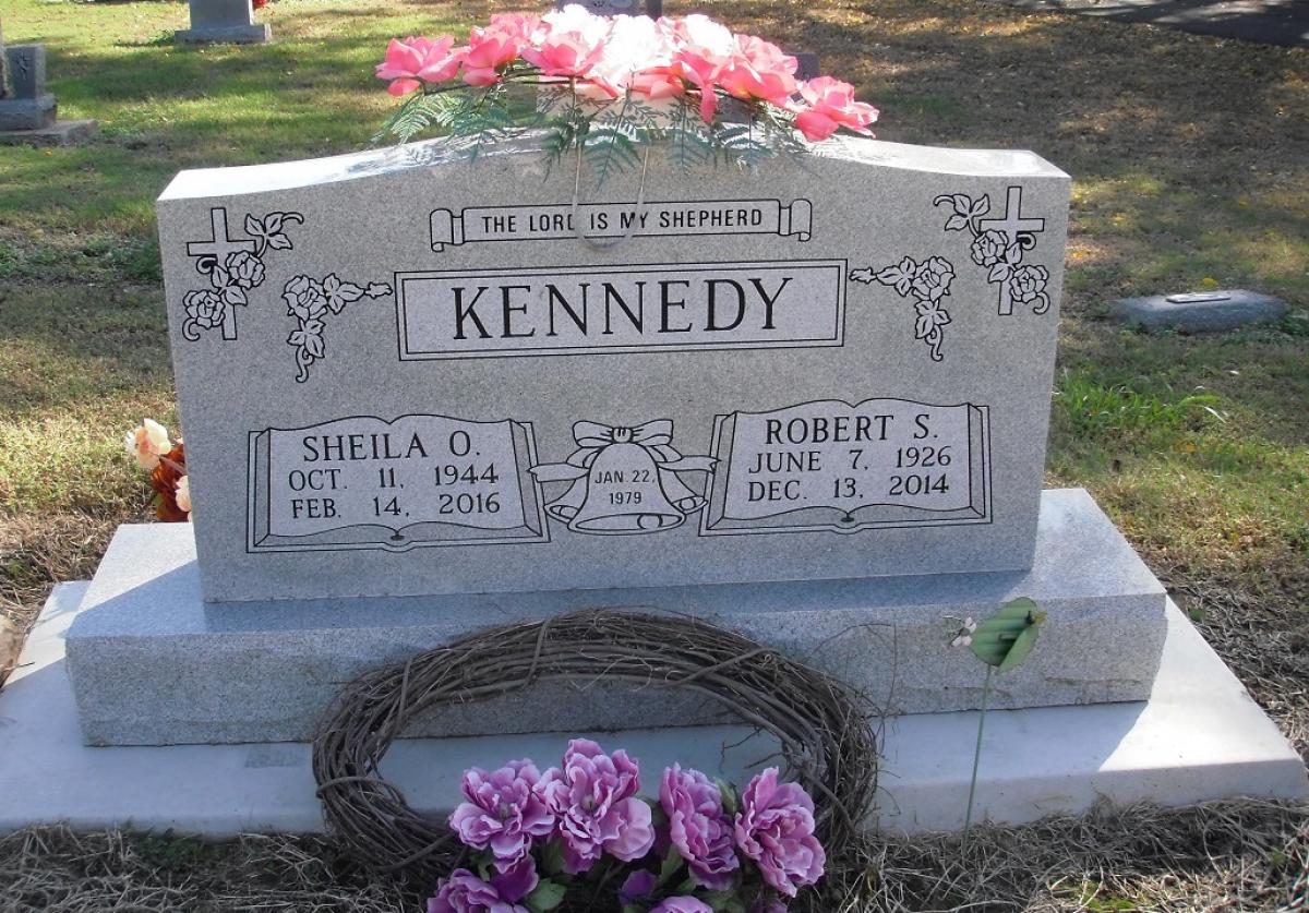 OK, Grove, Olympus Cemetery, Headstone, Kennedy, Robert S. & Sheila O.