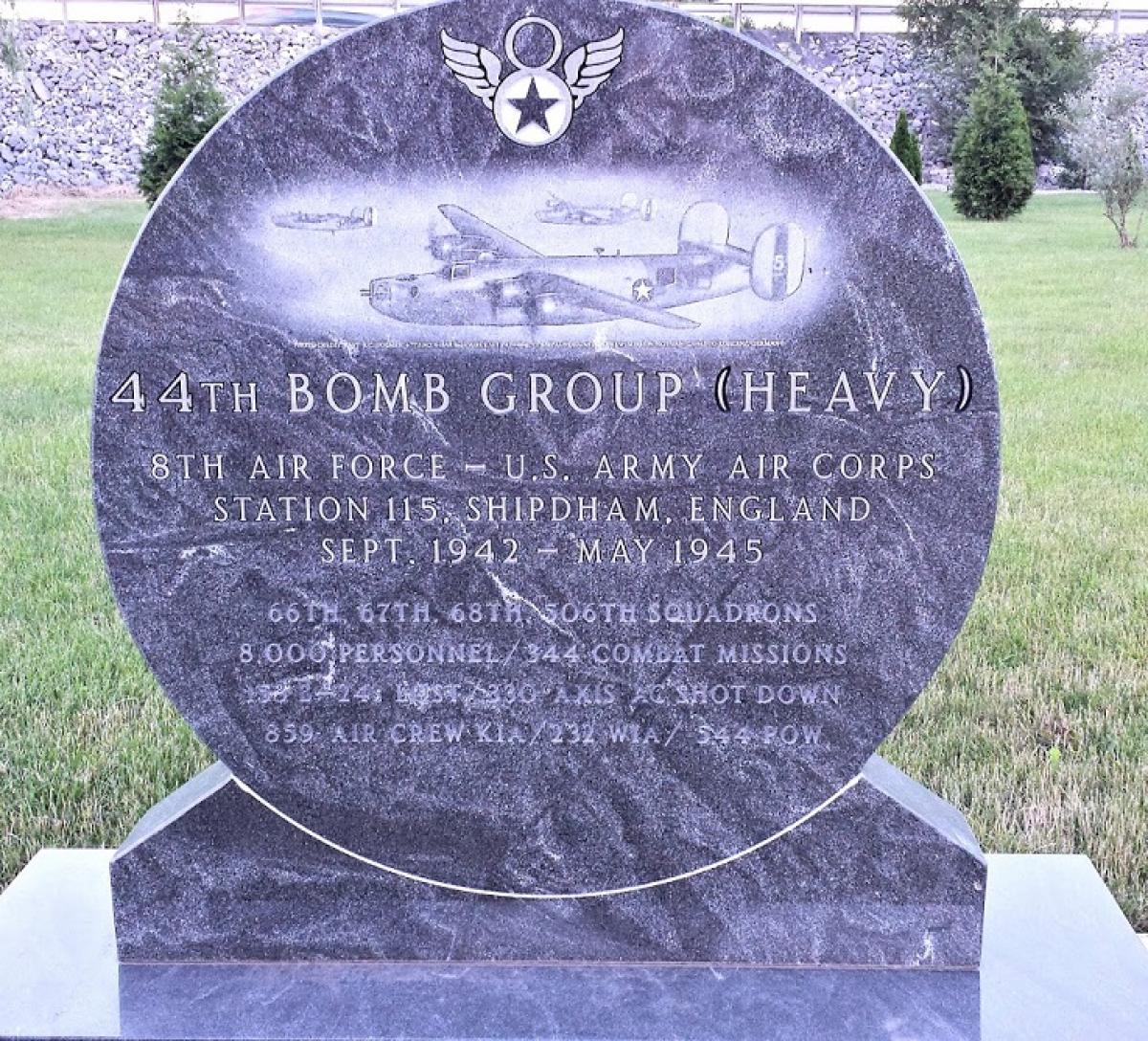 OK, Grove, Headstone Symbols and Meanings, U. S. Air Force 44th Bomb Group (Flying 8 Balls)