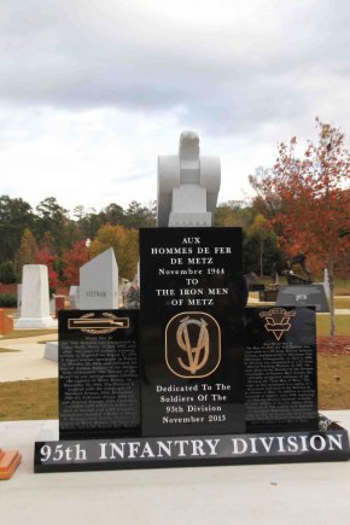 OK, Grove, Headstone Symbols and Meanings, U. S. Army 95th Infantry Division (Iron Men of Metz)