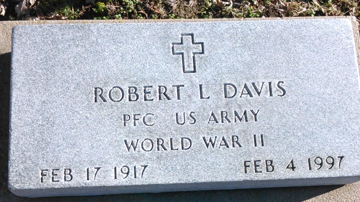 OK, Grove, Buzzard Cemetery, Davis, Robert L. Headstone