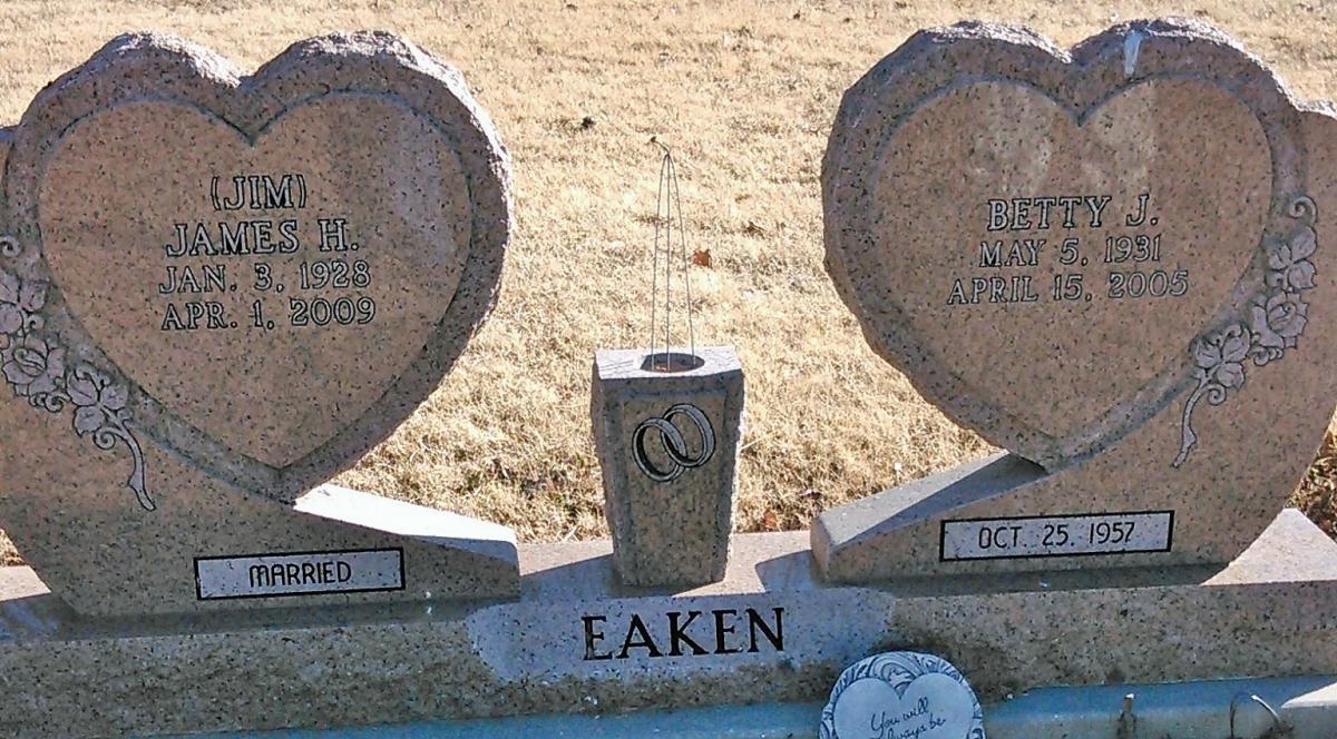OK, Grove, Buzzard Cemetery, Eaken, James H. & Betty Headstone
