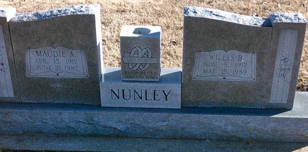 OK, Grove, Buzzard Cemetery, Nunley, Willis B. & Maudie A. Headstone