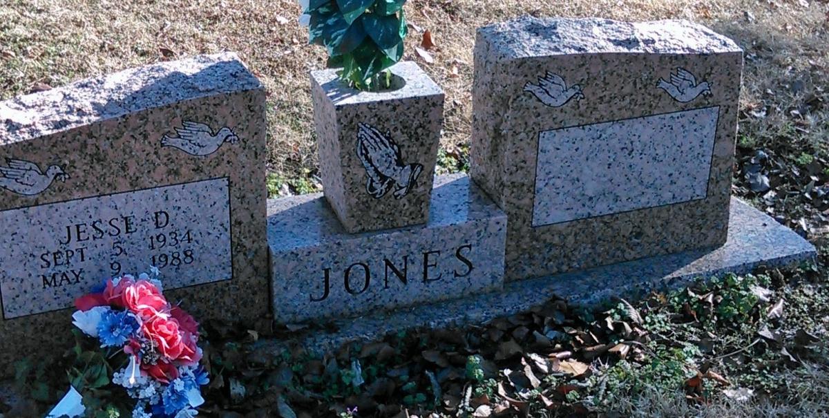 OK, Grove, Buzzard Cemetery, Jones, Jesse D. Headstone