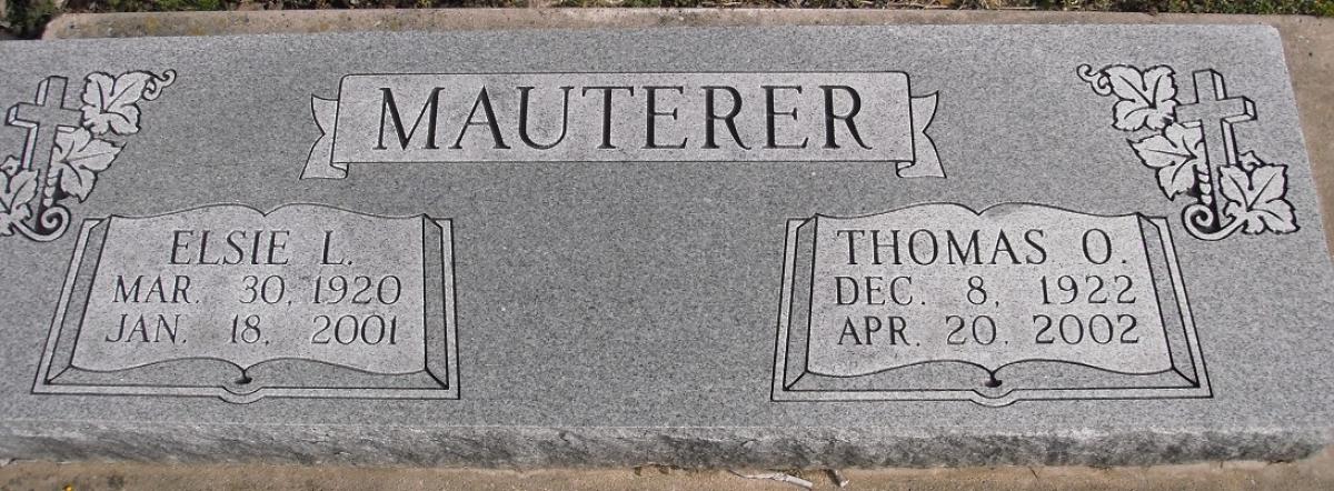 OK, Grove, Buzzard Cemetery, Mauterer, Thomas Owen & Elsie L. Headstone
