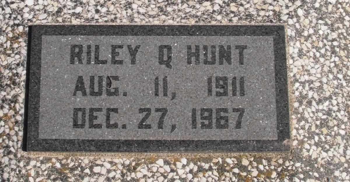 OK, Grove, Olympus Cemetery, Headstone, Hunt, Riley Q. 