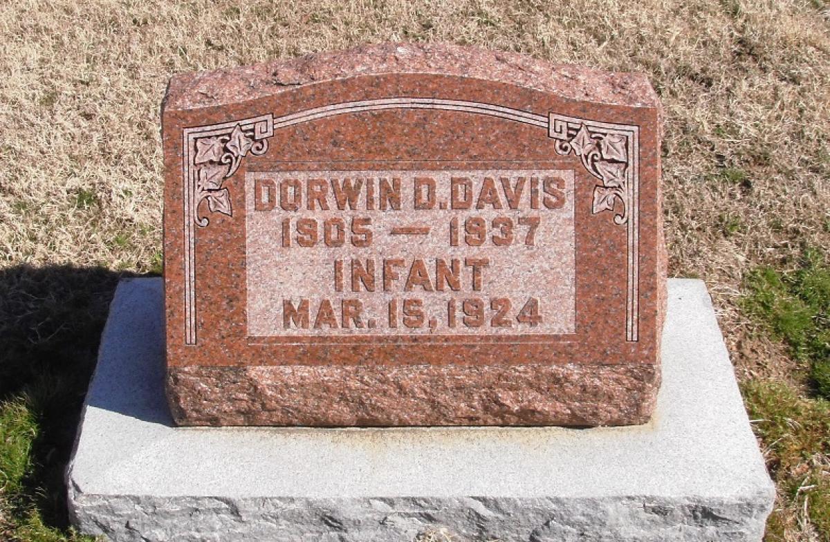 OK, Grove, Olympus Cemetery, Headstone, Davis, Dorwin D. & Infant 