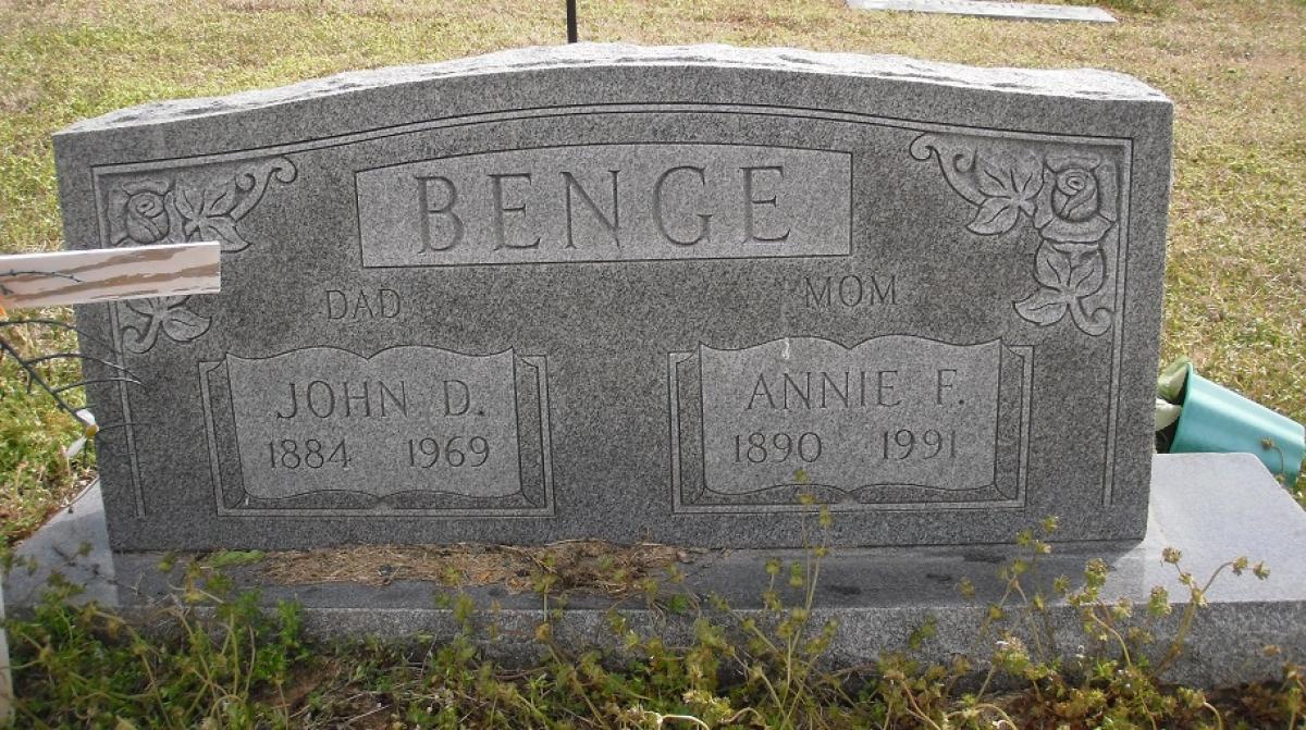 OK, Grove, Olympus Cemetery, Headstone, Benge, John D. & Annie F. 