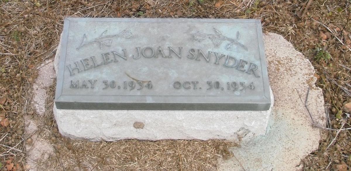 OK, Grove, Olympus Cemetery, Snyder, Helen Joan Headstone