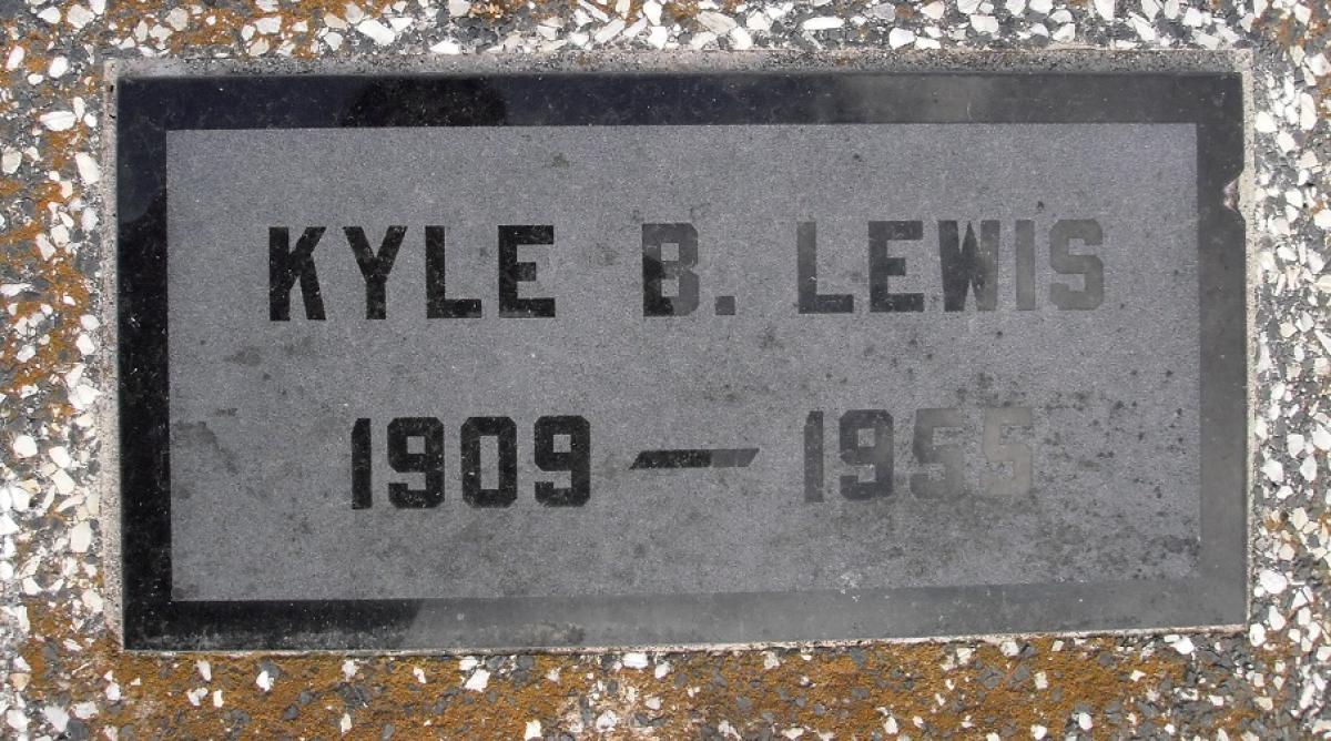 OK, Grove, Olympus Cemetery, Lewis, Kyle B. Headstone