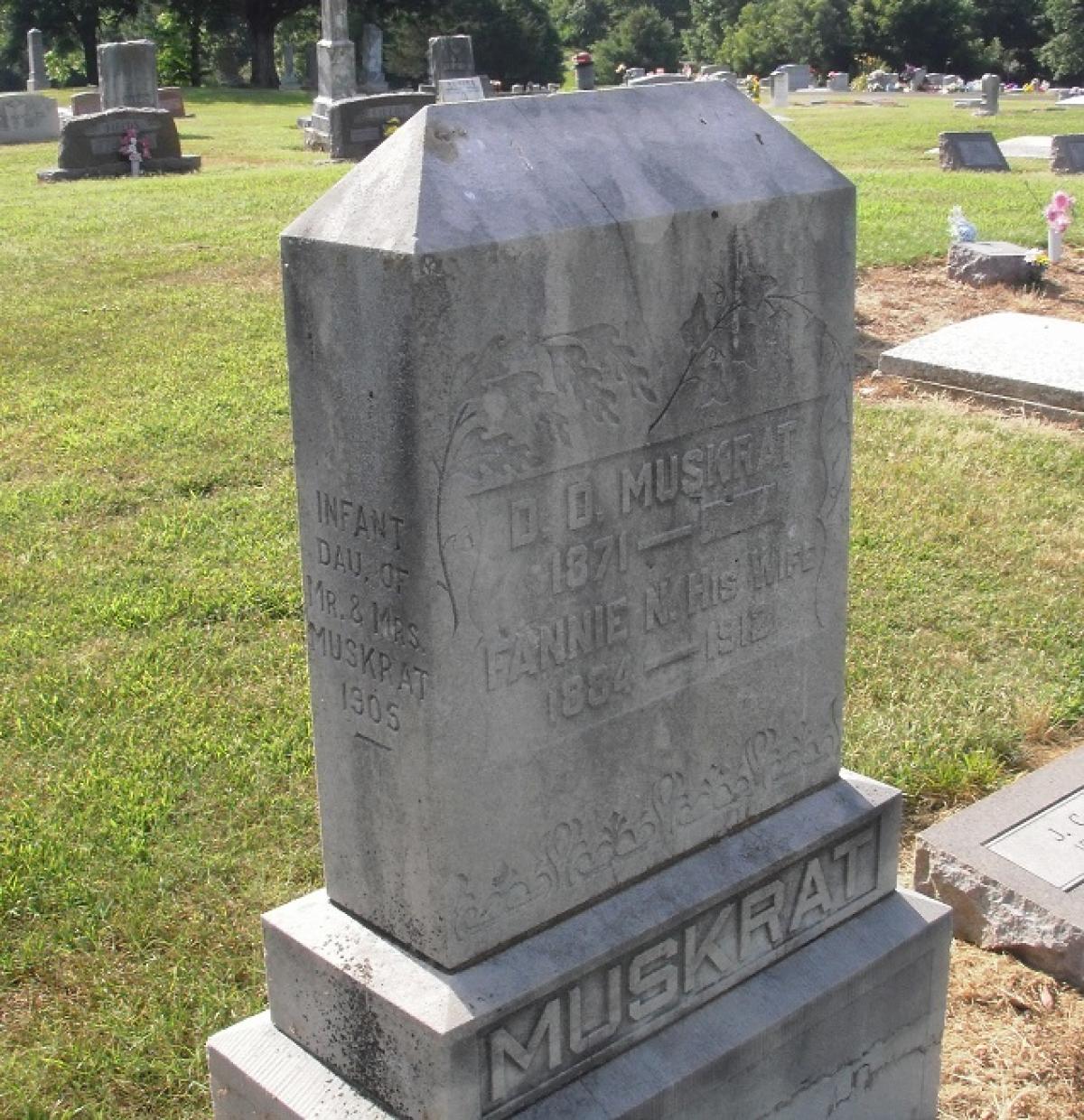 OK, Grove, Olympus Cemetery, Muskrat, D. D. & Fannie N. & Infant Daughter Headstone