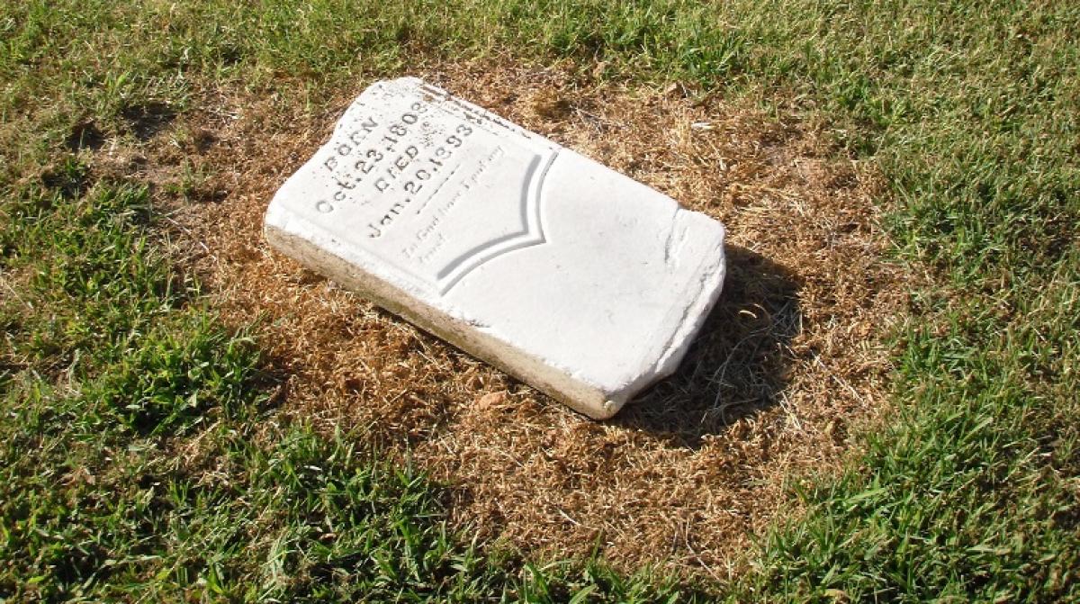 OK, Grove, Olympus Cemetery, Unknown (Sec5-Row15-Lot18) Headstone