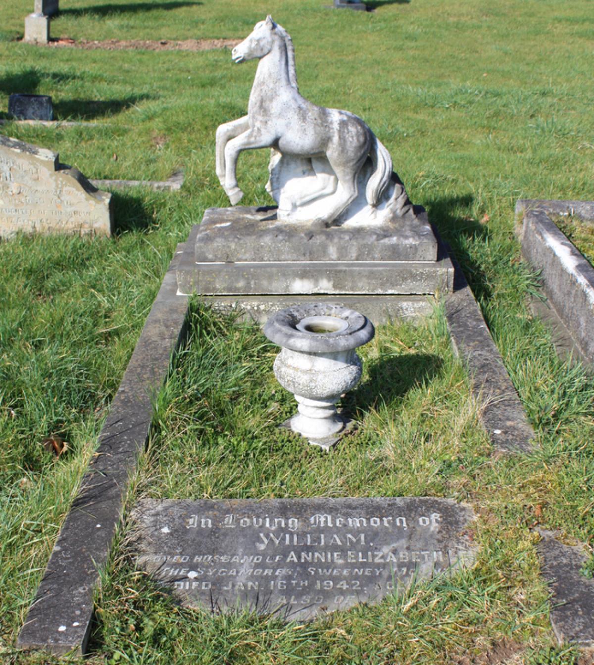 White Horse OK, Grove, Headstone Symbols and Meanings, Horse, White