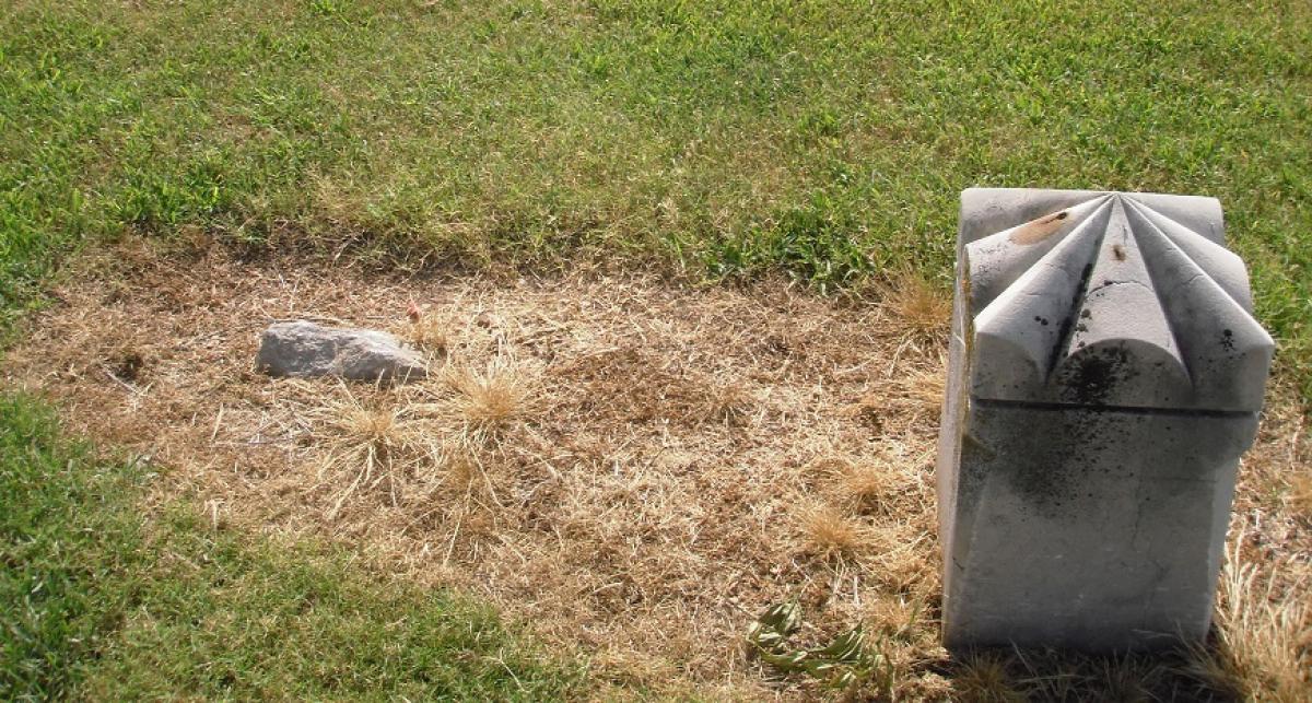 OK, Grove, Olympus Cemetery, Unknown (Sec5-Row9-Lot1)