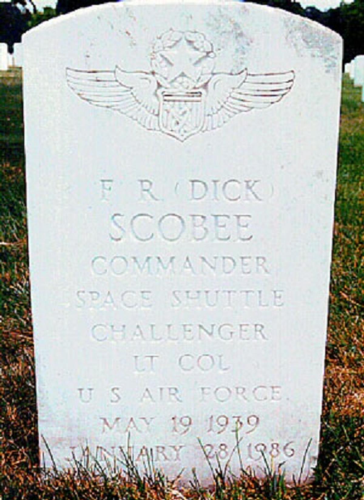 OK, Grove, Headstone Symbols and Meanings, US Air Force Astronaut