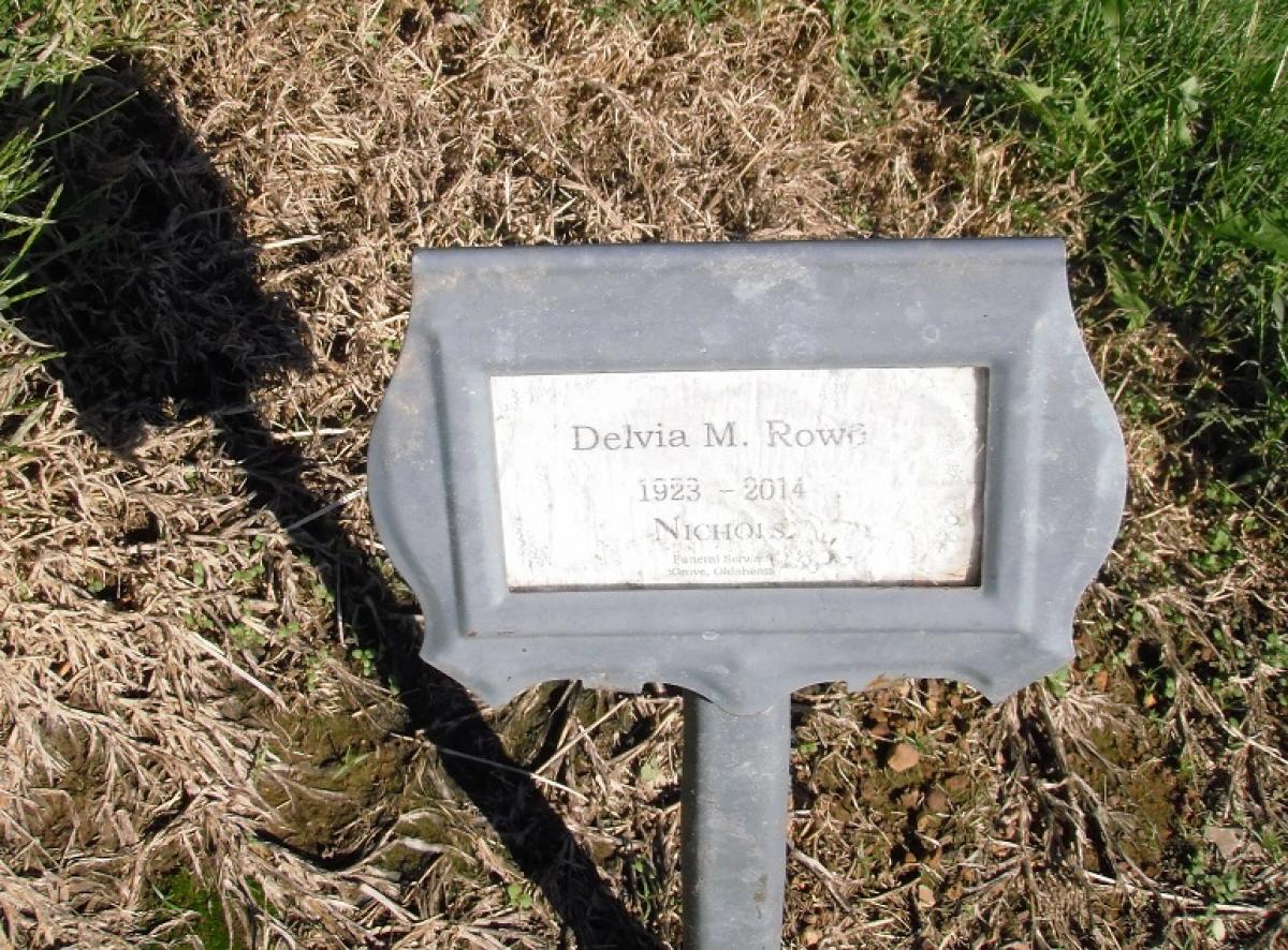 OK, Grove, Olympus Cemetery, Funeral Marker, Rowe, Delvia M.