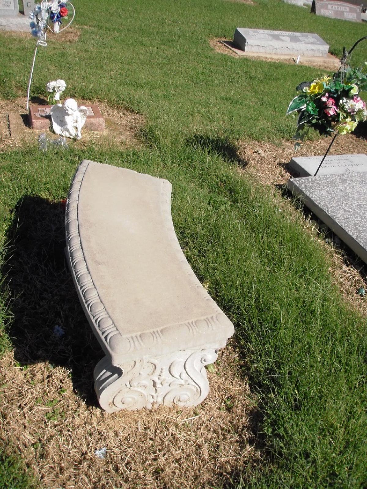OK, Grove, Olympus Cemetery, Bench Seat (Sec8-Row23-Lot15)