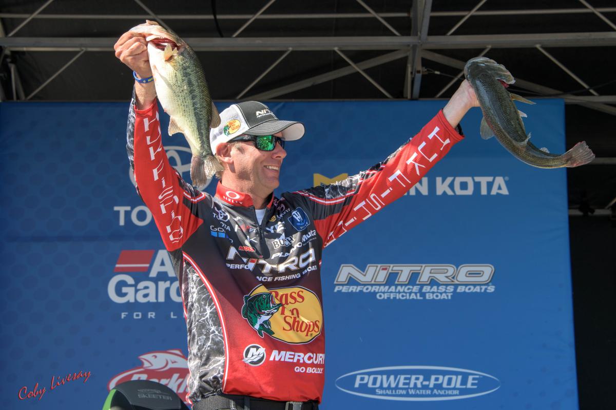 Kevin VanDam wins the 2018 Bassmaster Elite Series oklahoma, grove, grand lake, wolf creek park, 2018 Bassmaster Elite Series, Kevin VanDam