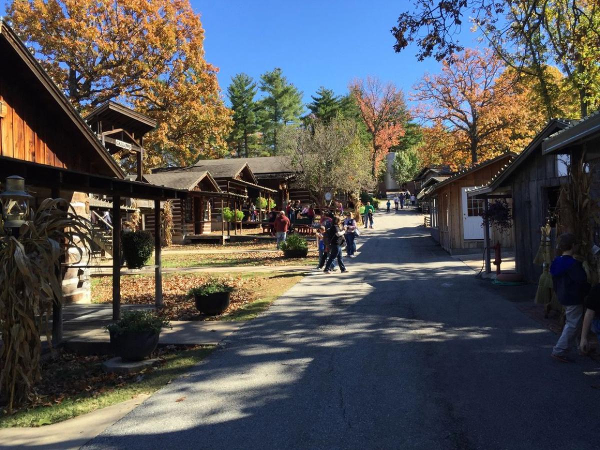 oklahoma, grove, har-ber village, celtic day